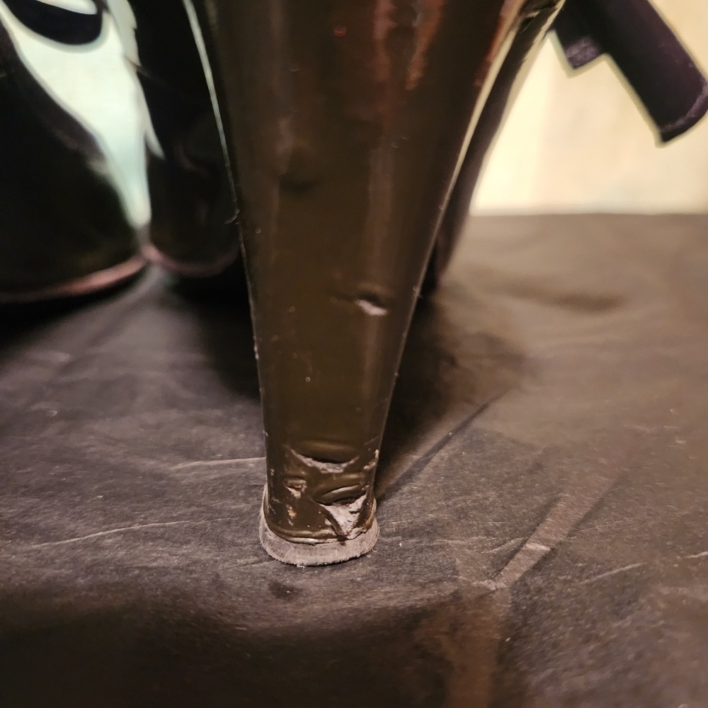 Sold Vintage Italian leather tango shoes - Picture 6 of 9